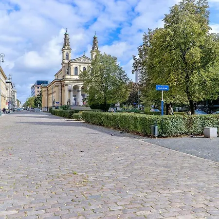 Nowoczesny Przy Alejach Solidarnosci W Warszawie By Renters * Varsó