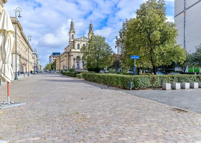 Nowoczesny Przy Alejach Solidarnosci W Warszawie By Renters * Warschau