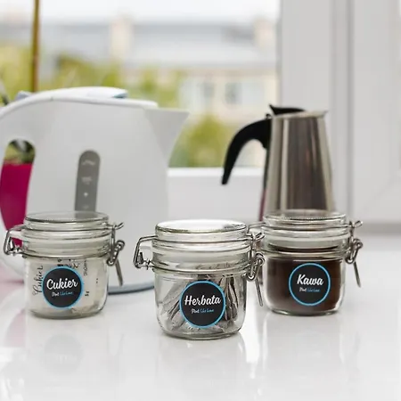 Nowoczesny Przy Alejach Solidarnosci W Warszawie By Renters Apartamento