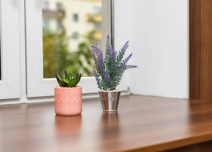 Apartamento Nowoczesny Przy Alejach Solidarnosci W Warszawie By Renters Varsóvia